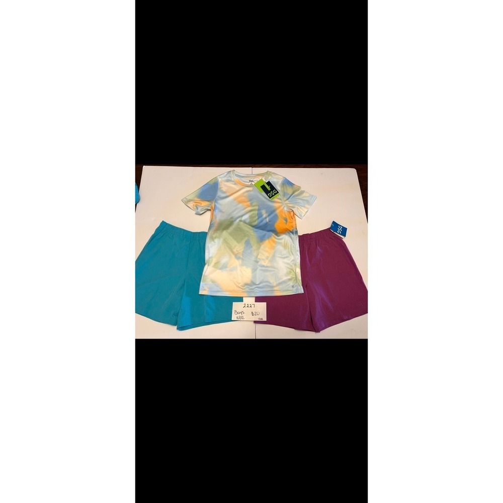 Boys size 10/12 clothes (2227)‎